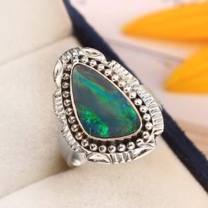 Australian Opal Size US 8 925 Sterling Silver Ring (RS111-304)