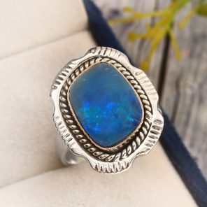 Australian Opal Size US 8 925 Sterling Silver Ring (RS111-323)