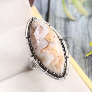 Crazy Lace Agate Size US 7 925 Sterling Silver Ring (REXT40-176)