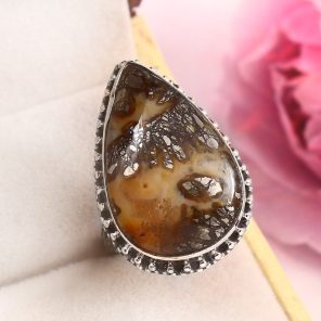 Indonesian Red Marcasite Size US 6 925 Sterling Silver Ring (RS64-39)