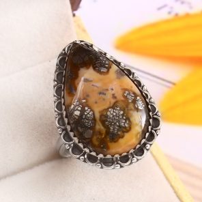 Indonesian Red Marcasite Size US 9 925 Sterling Silver Ring (RS64-63)