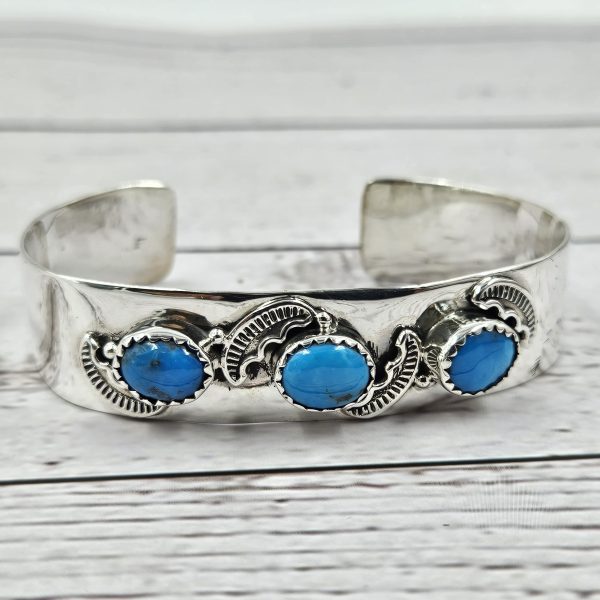 Kingman Turquoise Southwest Style 925 Sterling Silver Cuff Bangle (RS113-227)