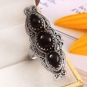 Black Onyx Size US 7 925 Sterling Silver Ring (REXT51-106)