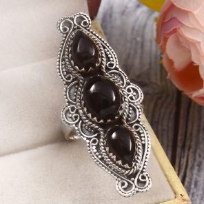 Black Onyx Size US 7 925 Sterling Silver Ring (REXT51-108)