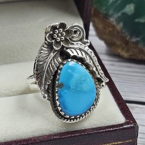 Arizona Turquoise 925 Sterling Silver Ring (REXT46-136)