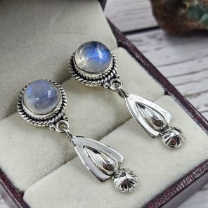 Rainbow Moonstone 925 Sterling Silver Southwest Stud Earring (REXT29-211)