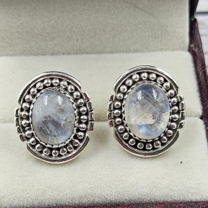 Rainbow Moonstone 925 Sterling Silver Southwest Stud Earring (REXT29-234)