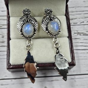 Rainbow Moonstone 925 Sterling Silver Southwest Stud Earring (REXT29-225)