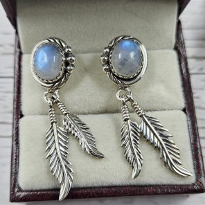 Rainbow Moonstone 925 Sterling Silver Southwest Stud Earring (REXT29-257)