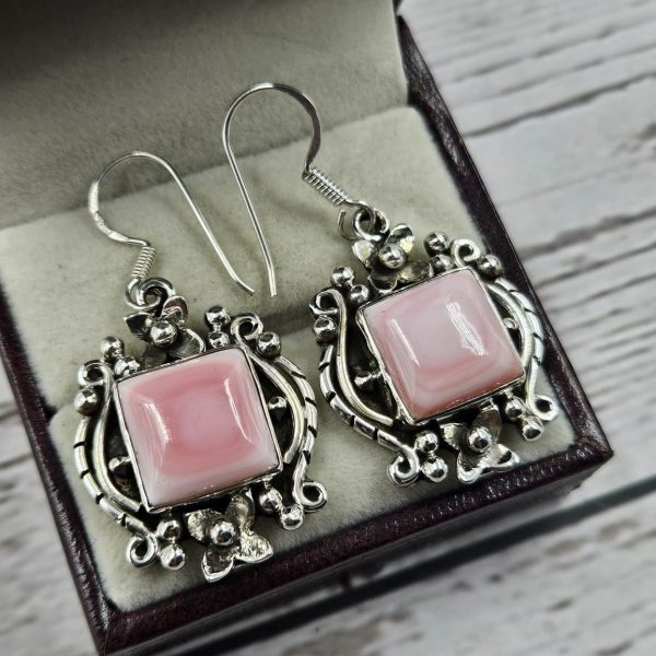 Pink Queen Conch Shell Southwest Style 925 Sterling Silver Earring (RS17-319) - Image 2