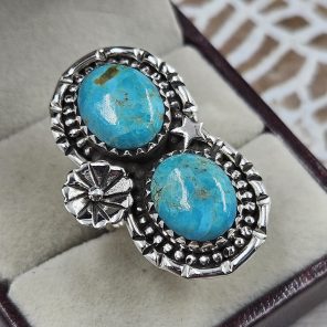Mohave Turquoise 925 Sterling Silver Ring (REXT84-3)