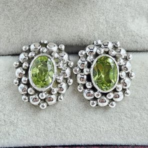 Peridot 925 Sterling Silver Stud Earring (REXT96-8)