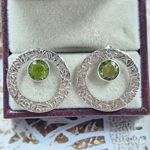 Peridot 925 Sterling Silver Stud Earring (REXT96-9)