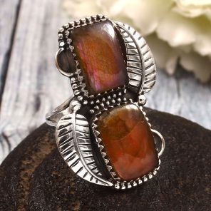Purple Labradorite Size US 8 925 Sterling Silver Ring (RS105-655)