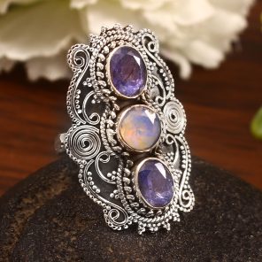Ethiopian Opal & Tanzanite Size US 8 Sterling Silver 925 Ring (REXT86-82)