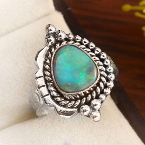 Australian Opal Size US 6 925 Sterling Silver Ring (REXT95-37)