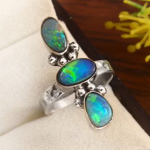 Australian Opal Size US 5 925 Sterling Silver Ring (REXT95-20)