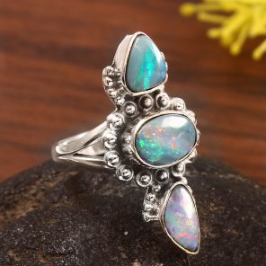 Australian Opal Size US 5 925 Sterling Silver Ring (REXT95-24)