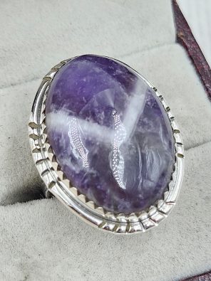 Chevron Amethyst Size US 8 925 Sterling Silver Ring (REXT94-39)