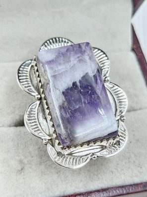 Chevron Amethyst Size US 7 925 Sterling Silver Ring (REXT94-34)