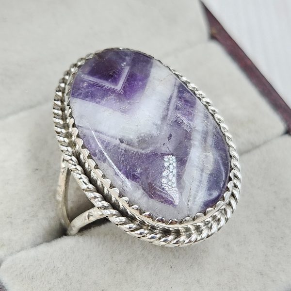 Chevron Amethyst Size US 9 925 Sterling Silver Ring (REXT94-51)