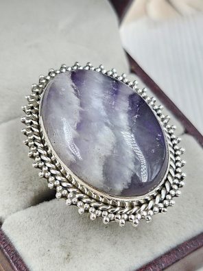 Chevron Amethyst Size US 7 925 Sterling Silver Ring (REXT94-35)