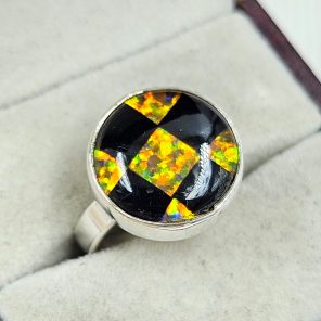Aurora Opal Checkerboard Size US 8 925 Sterling Silver Ring (RS35-70)