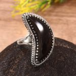 Black Onyx Crescent Moon Size US 7 925 Sterling Silver Ring (REXT23-6)