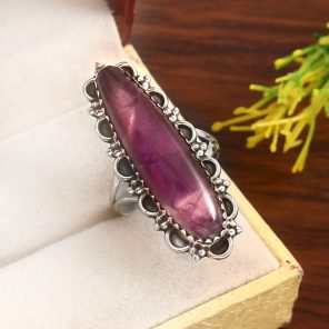 Amethyst  Size US 9 925 Sterling Silver Ring (RS7-42)