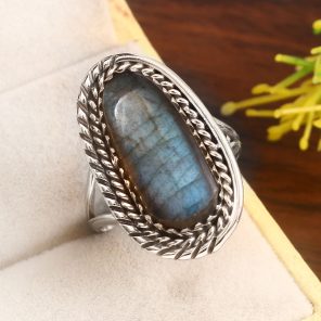 Labradorite Size US 9 925 Sterling Silver Ring (RS7-28)
