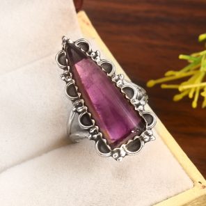 Amethyst  Size US 7 925 Sterling Silver Ring (RS7-43)