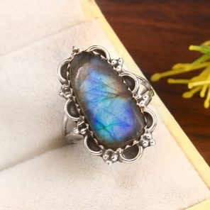 Labradorite Size US 6 925 Sterling Silver Ring (RS7-29)