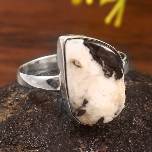 White Buffalo Turquoise Size US 8 925 Sterling Silver Ring (RSEXT65-91)