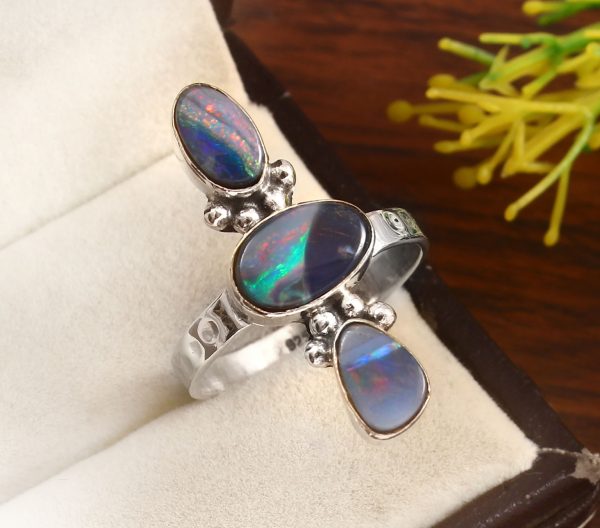 Australian Opal Size US 10 925 Sterling Silver Ring (REXT95-143)