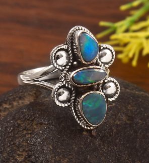 Australian Opal Size US 9 925 Sterling Silver Ring (REXT95-131)