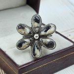 White Buffalo Turquoise Flower Cluster 925 Sterling Silver Ring (REXT86-101)