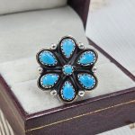 Kingman Turquoise Flower Cluster 925 Sterling Silver Ring (REXT89-10)