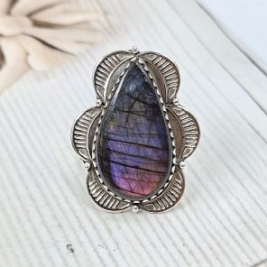 Purple Labradorite Size US 8 925 Sterling Silver Ring (RS108-353)
