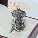 Purple Labradorite Size US 6 925 Sterling Silver Ring (RS108-346)