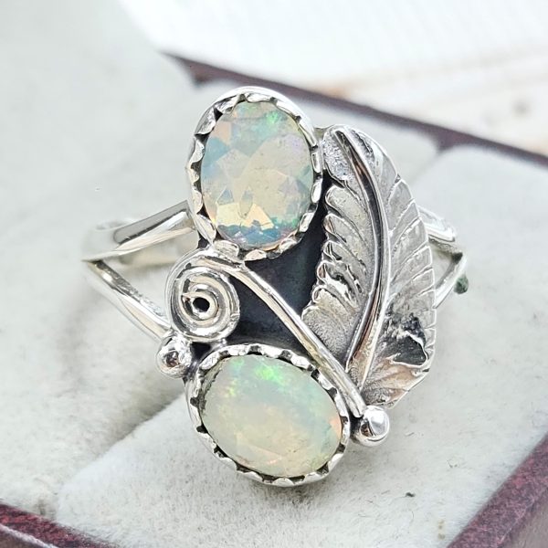 Ethiopian Opal 925 Sterling Silver Ring (REXT30-92)