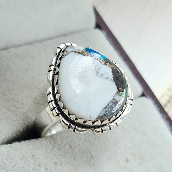 White Buffalo Mohave Turquoise Size US 7 925 Silver Ring (RS2-247) - Image 2
