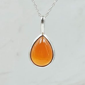Carnelian 0.75" 925 Sterling Silver Pendant (RS7-178)