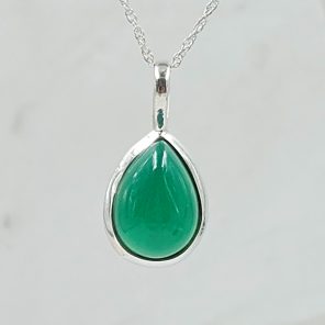 Green Onyx 0.75" 925 Sterling Silver Pendant (RS7-185)