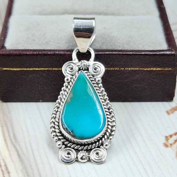 Arizona Turquoise 925 Sterling Silver Pendant (REXT83-15)