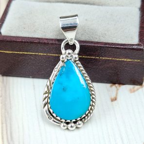Arizona Turquoise 925 Sterling Silver Pendant (REXT83-20)