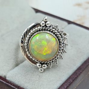 Ethiopian Opal  925 Sterling Silver Ring (REXT60-121)