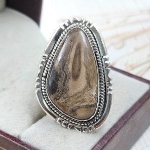 Plum Root Agate Size US 8 925 Sterling Silver Ring (REXT63-29)