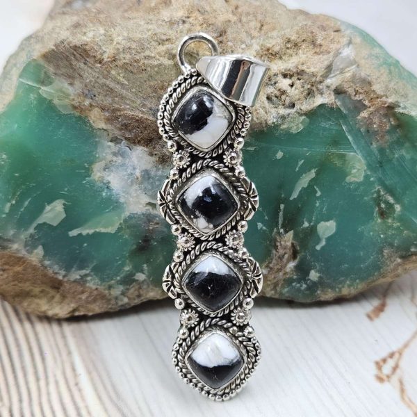 White Buffalo Turquoise 925 Sterling Silver Pendant (REXT79-102)