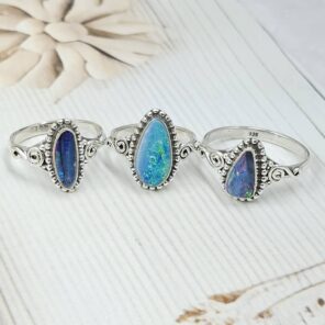 Australian Opal 925 Sterling Silver Ring (REXT104-11)