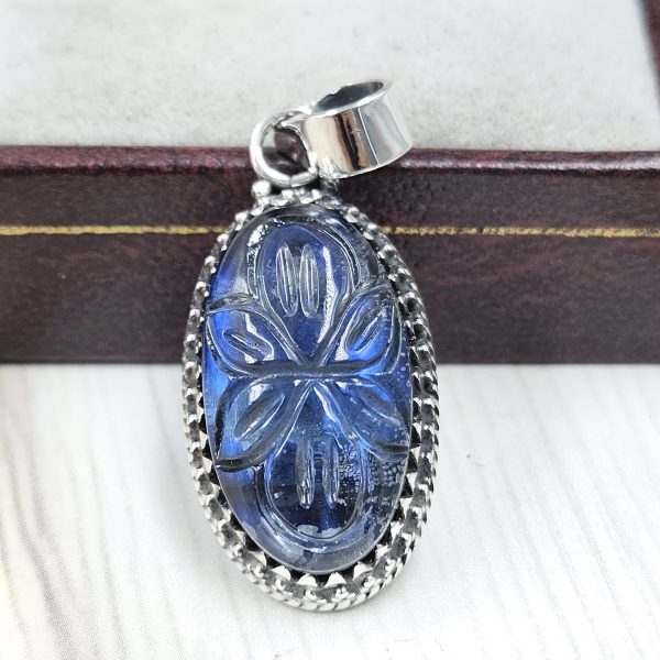Labradorite Carving 1.25" 925 Silver Pendant (RS37-60)